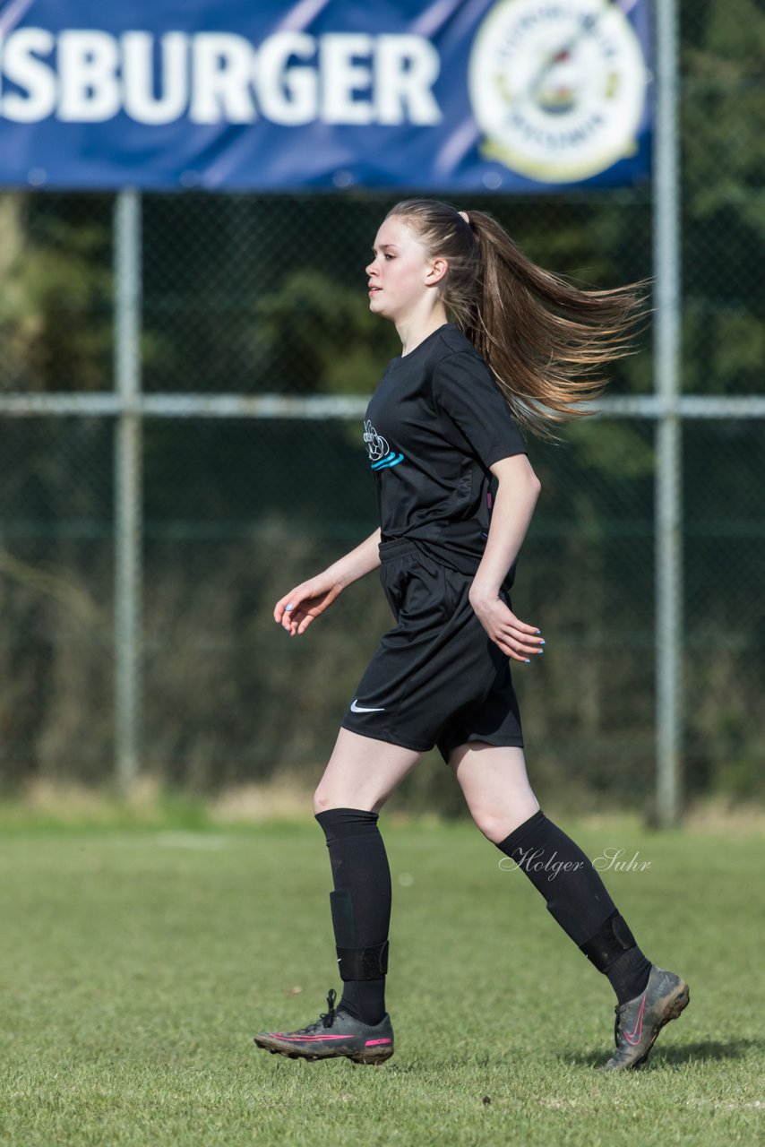 Bild 200 - C-Juniorinnen SV Steinhorst/Labenz - TSV Friedrichsberg-Busdorf : Ergebnis: 5:0